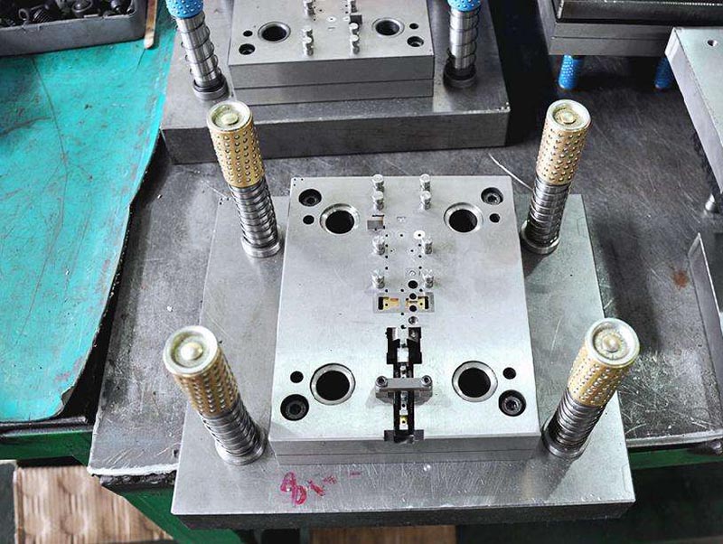 宁明模具制造-01